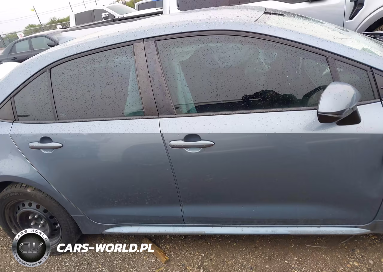 2020 Toyota Corolla Le VIN:5YFEPRAEXLP042413 - 13