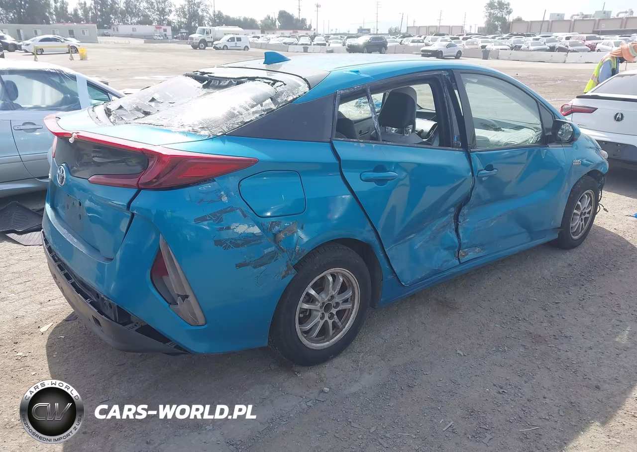 2017 Toyota Prius Prime Premium VIN:JTDKARFP0H3044265 - 4