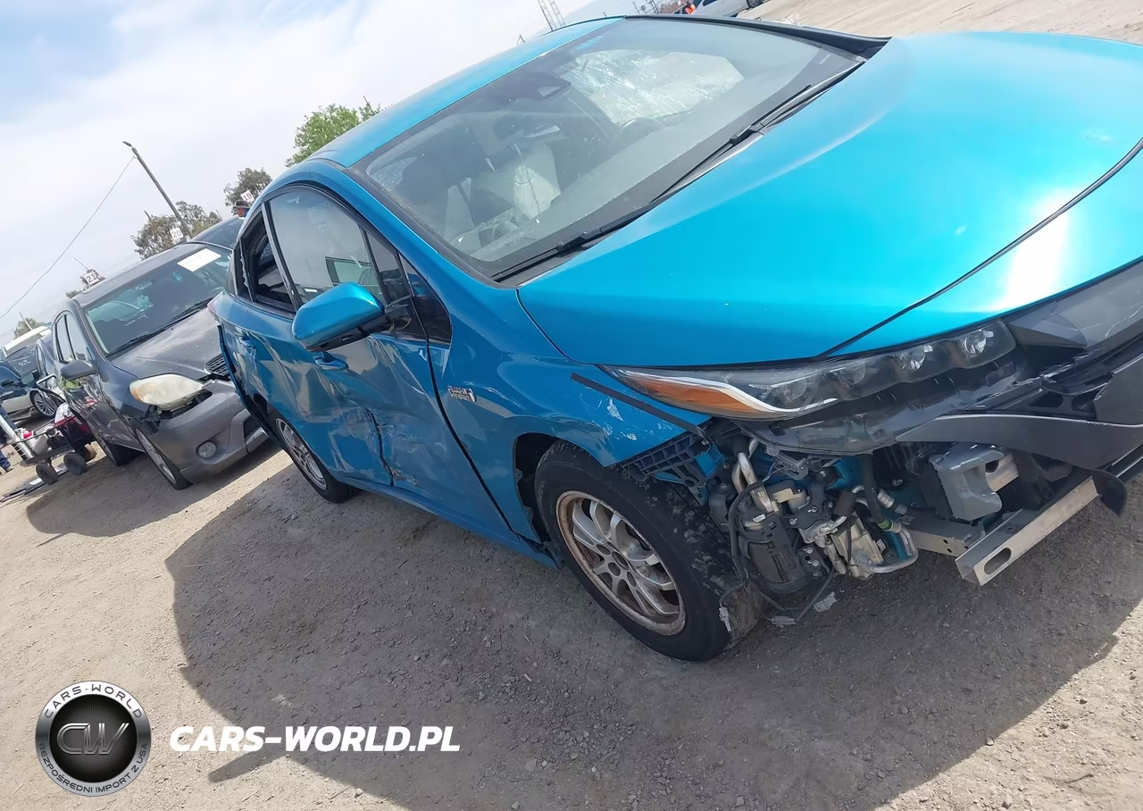 2017 Toyota Prius Prime Premium VIN:JTDKARFP0H3044265 - 6