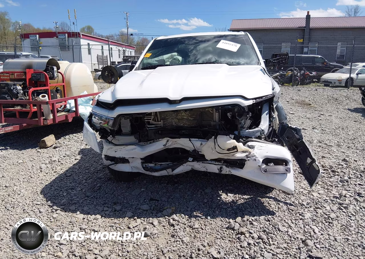 2025 Ram 1500 VIN:1C6RRFBG2SN646258 - 6