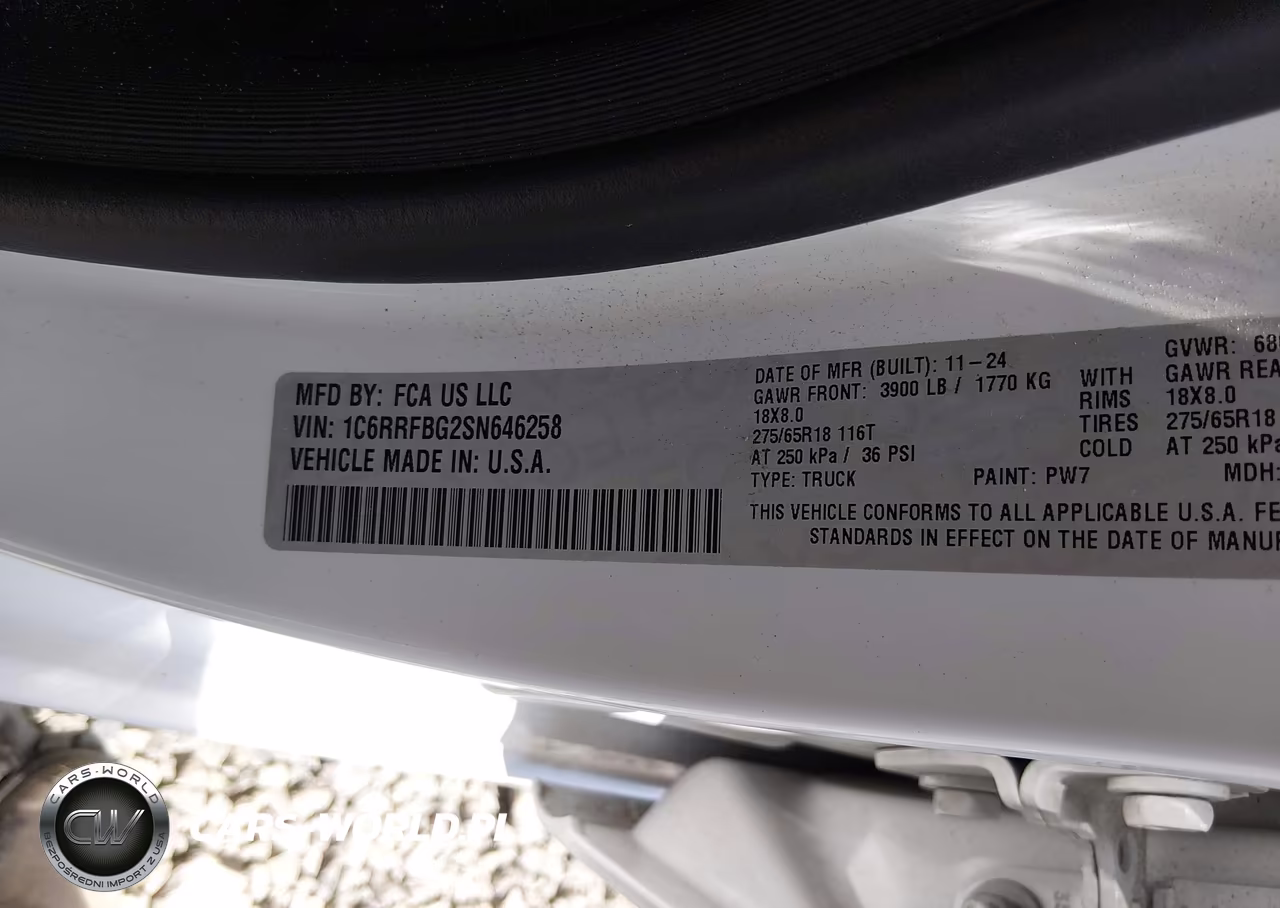 2025 Ram 1500 VIN:1C6RRFBG2SN646258 - 9
