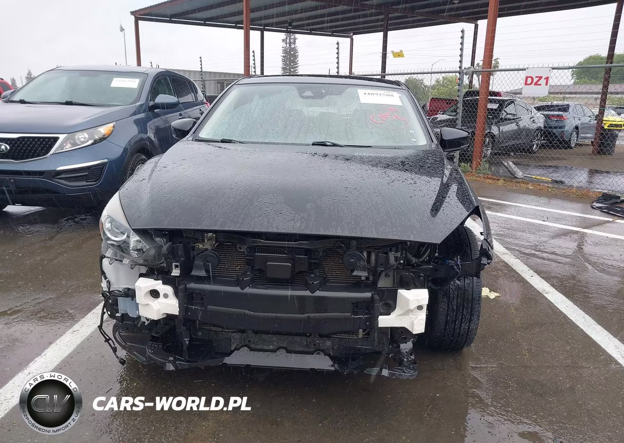 2018 Mazda Mazda3 Touring VIN:JM1BN1L34J1158021 - 12