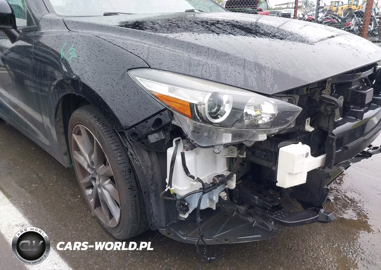 2018 Mazda Mazda3 Touring VIN:JM1BN1L34J1158021 - 17