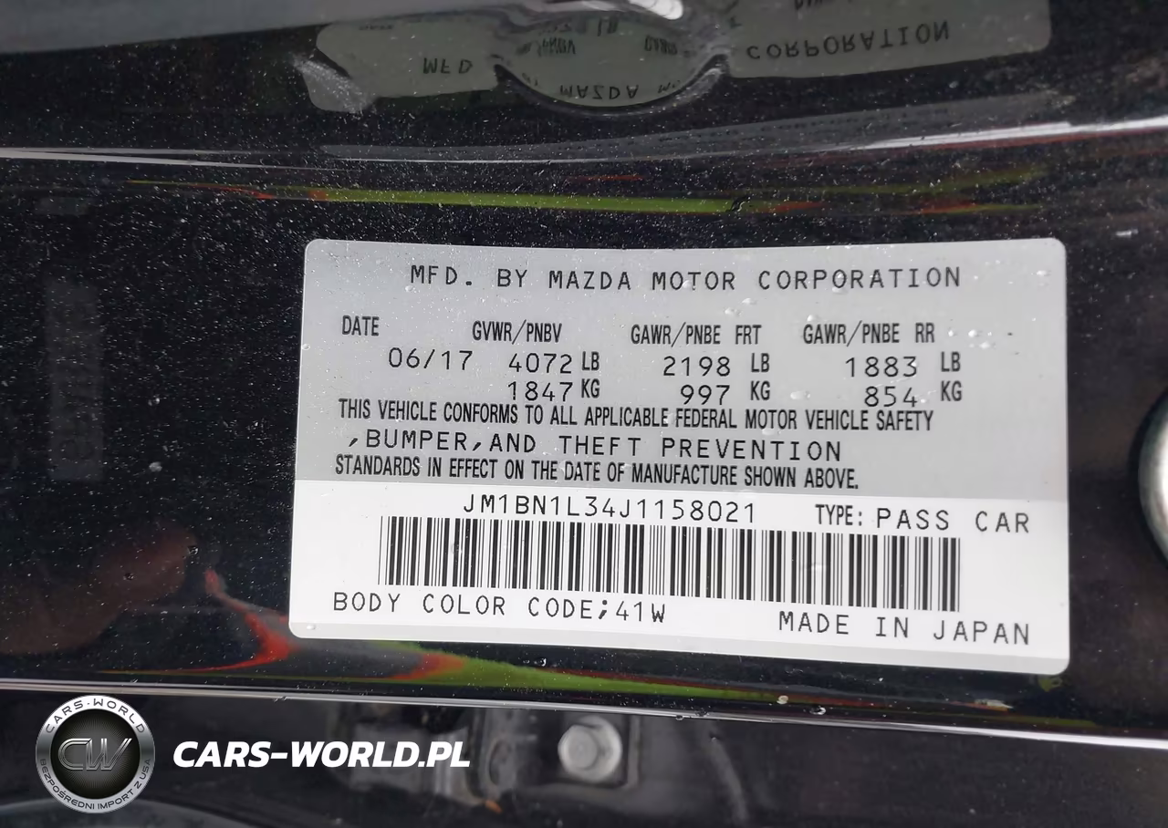 2018 Mazda Mazda3 Touring VIN:JM1BN1L34J1158021 - 9