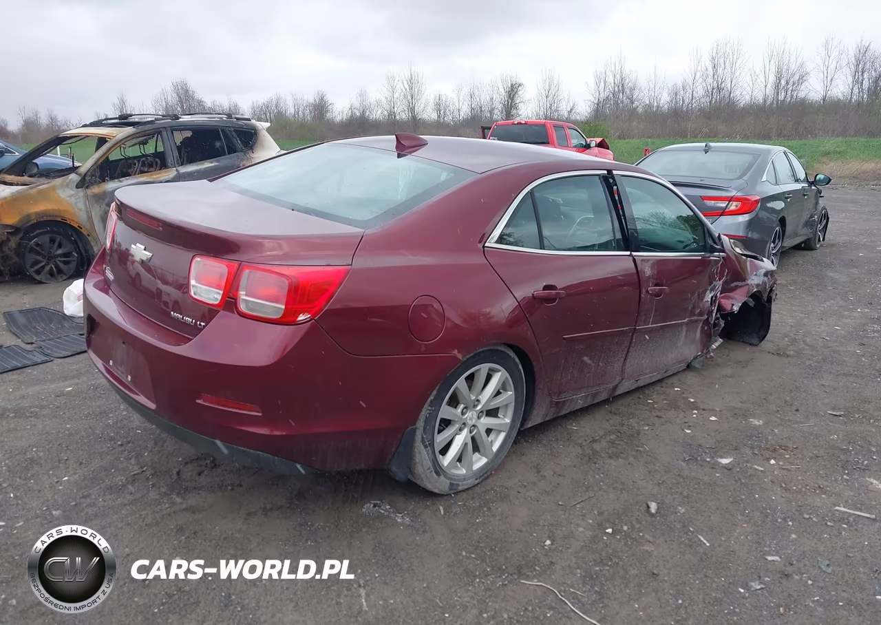 2015 Chevrolet Malibu 2Lt VIN:1G11D5SL6FF342760 - 4