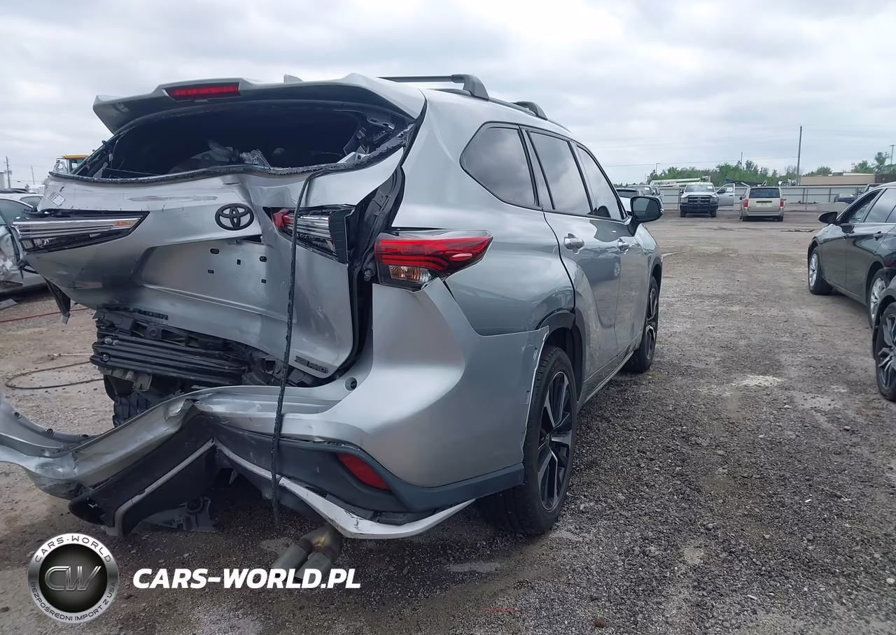 2022 Toyota Highlander Xse VIN:5TDLZRBH4NS186737 - 4