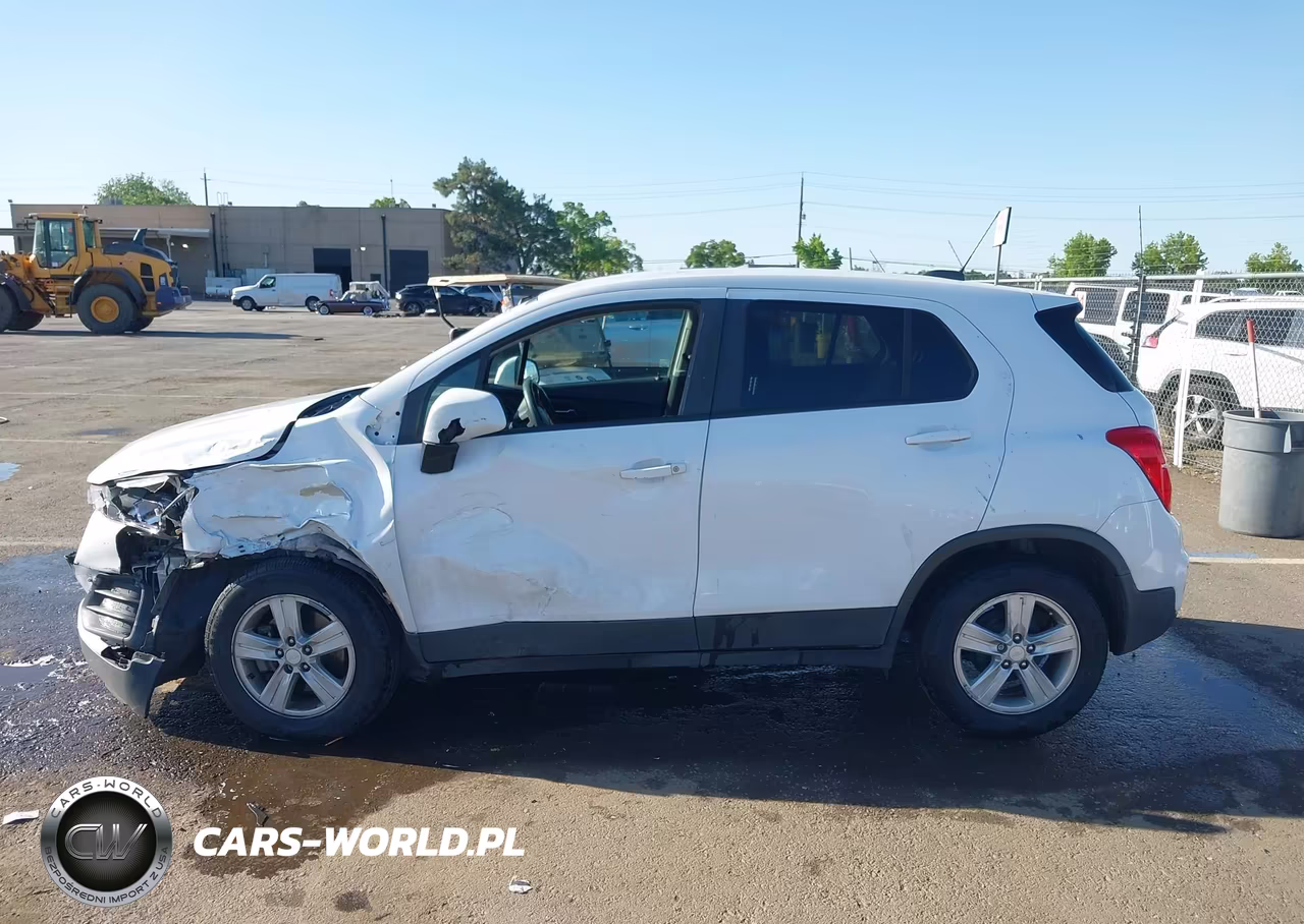 2020 Chevrolet Trax Fwd Ls VIN:3GNCJKSBXLL292694 - 13