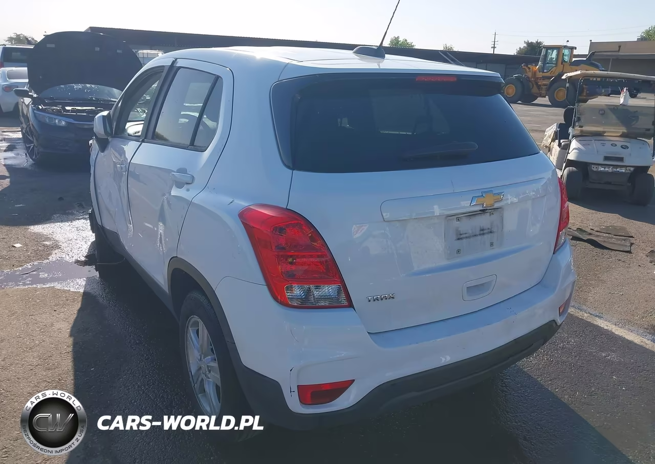 2020 Chevrolet Trax Fwd Ls VIN:3GNCJKSBXLL292694 - 3