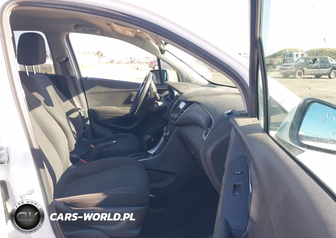 2020 Chevrolet Trax Fwd Ls VIN:3GNCJKSBXLL292694 - 5
