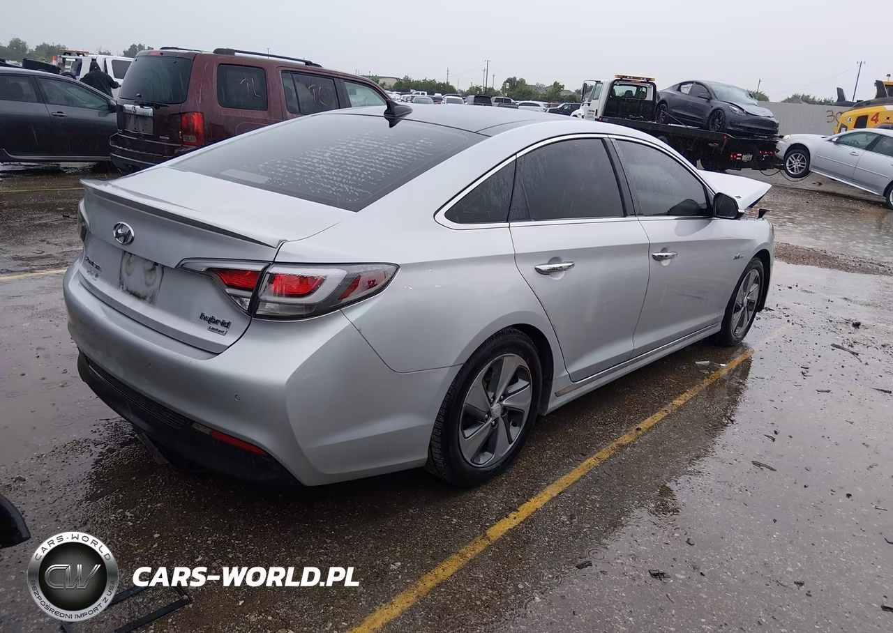 2017 Hyundai Sonata Hybrid Limited VIN:KMHE34L31HA067170 - 4