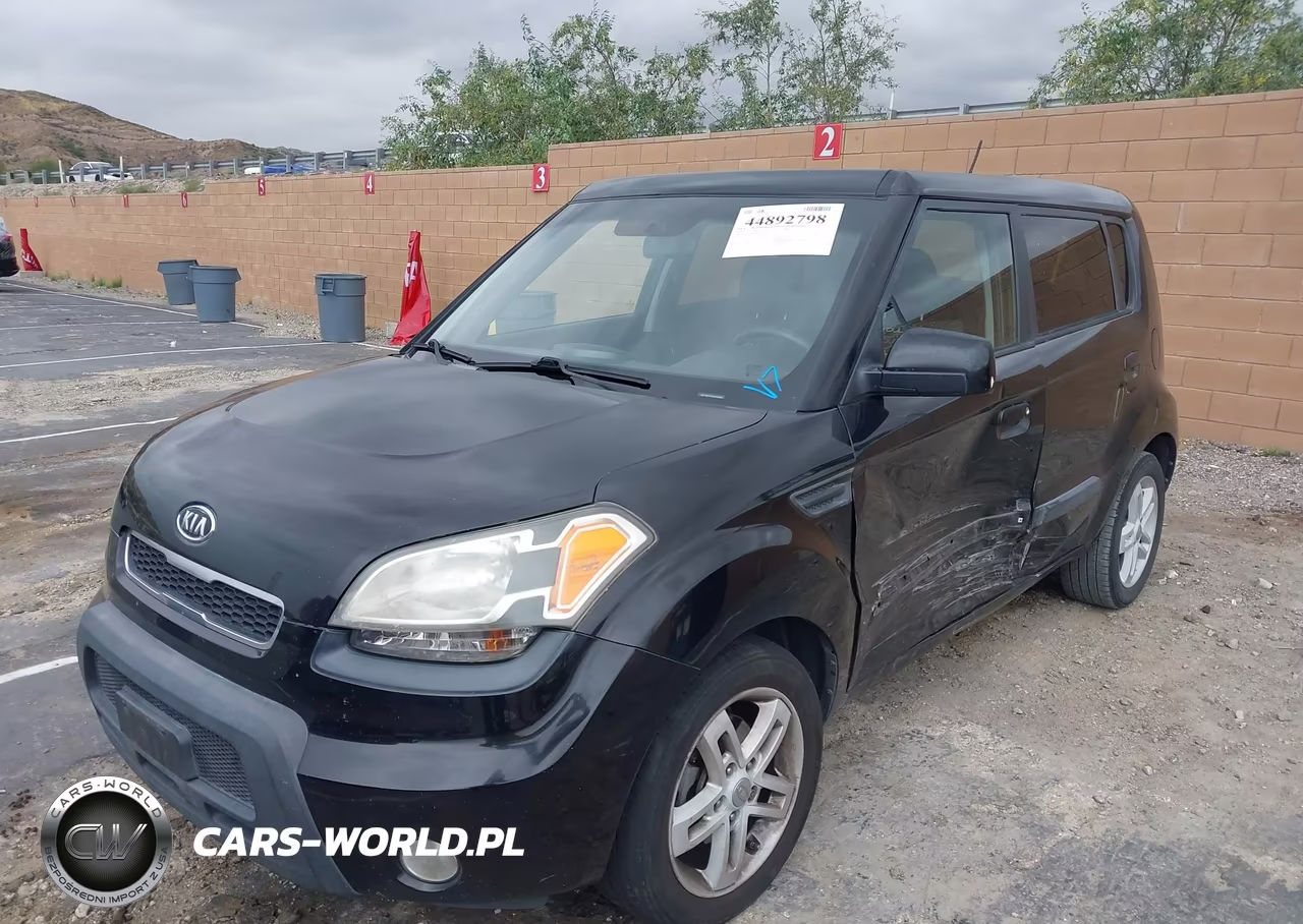 2010 Kia Soul + VIN:KNDJT2A29A7181180 - 2
