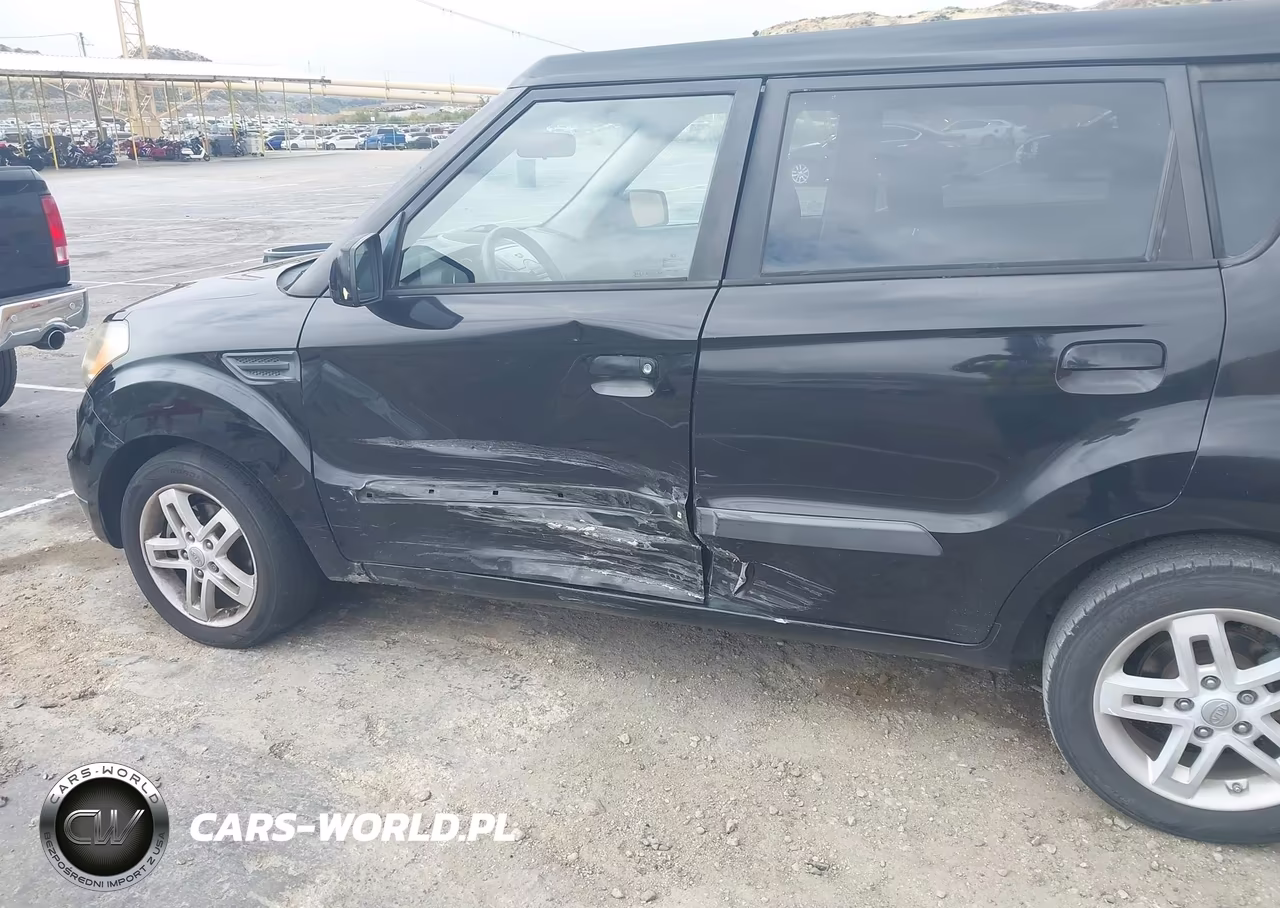 2010 Kia Soul + VIN:KNDJT2A29A7181180 - 6