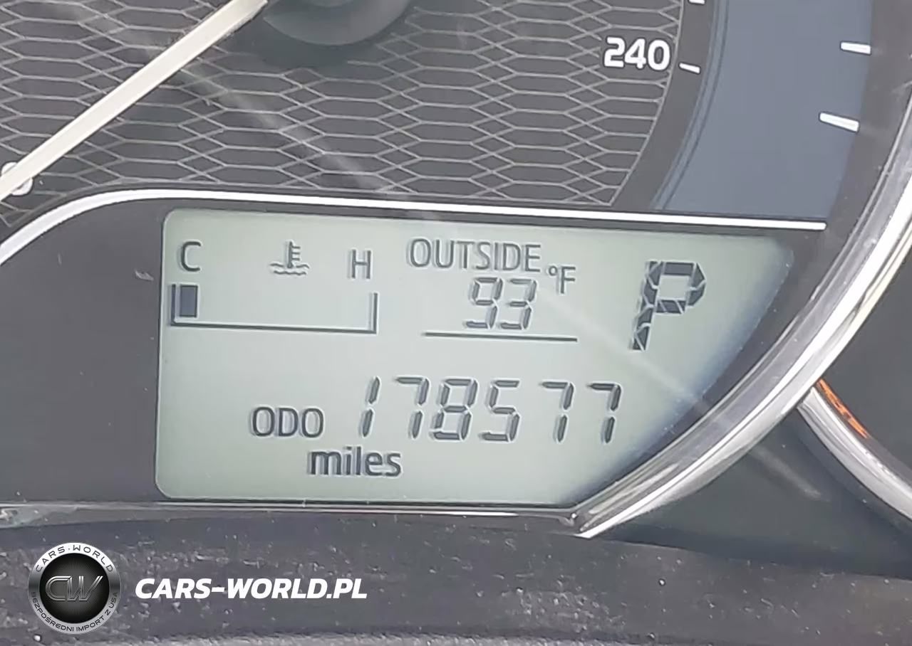 2014 Toyota Corolla Le Eco Plus VIN:5YFBPRHE3EP077628 - 15