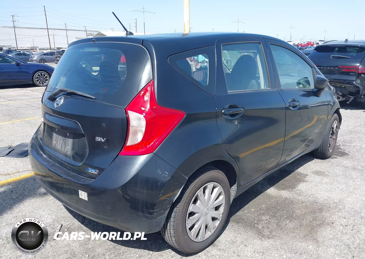 2015 Nissan Versa Note S (Sr)-S Plus-Sl-Sr-Sv VIN:3N1CE2CP8FL408361 - 4