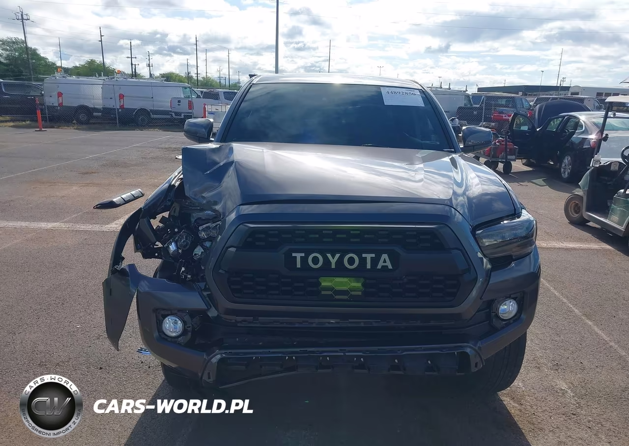 2018 Toyota Tacoma Sr5 VIN:5TFAX5GN6JX106881 - 13