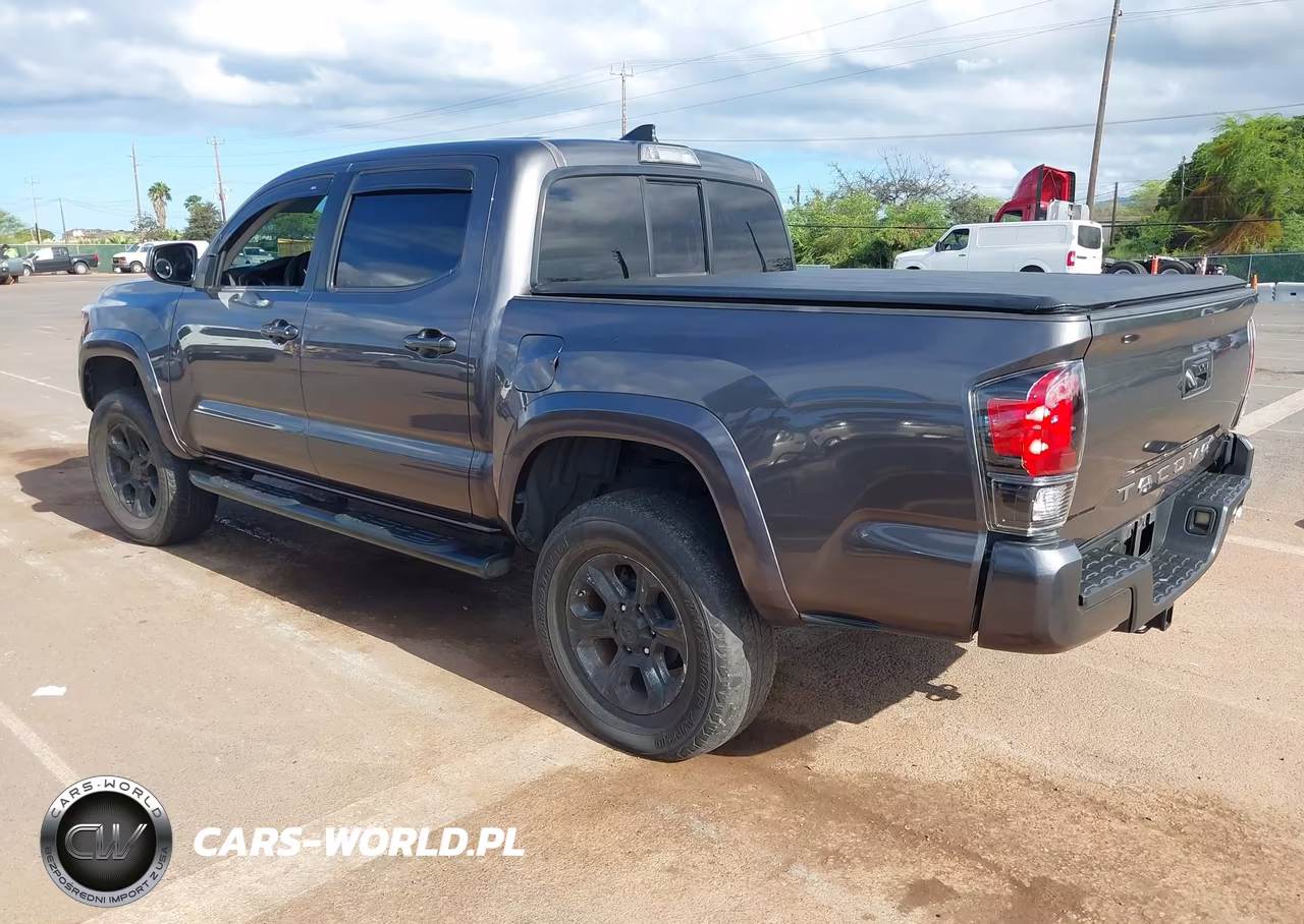 2018 Toyota Tacoma Sr5 VIN:5TFAX5GN6JX106881 - 3