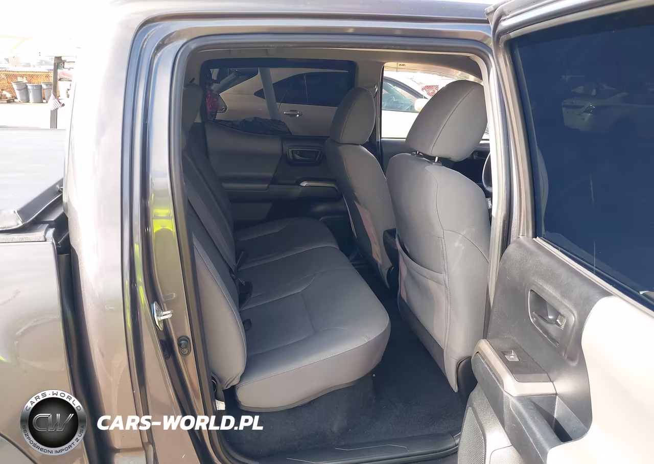 2018 Toyota Tacoma Sr5 VIN:5TFAX5GN6JX106881 - 8