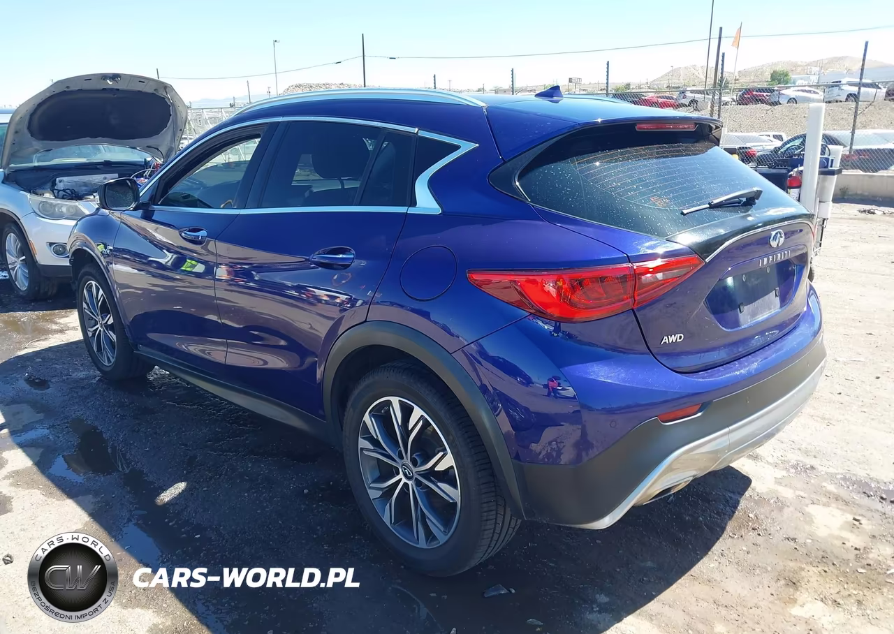 2017 Infiniti Qx30 Premium VIN:SJKCH5CR8HA014776 - 3