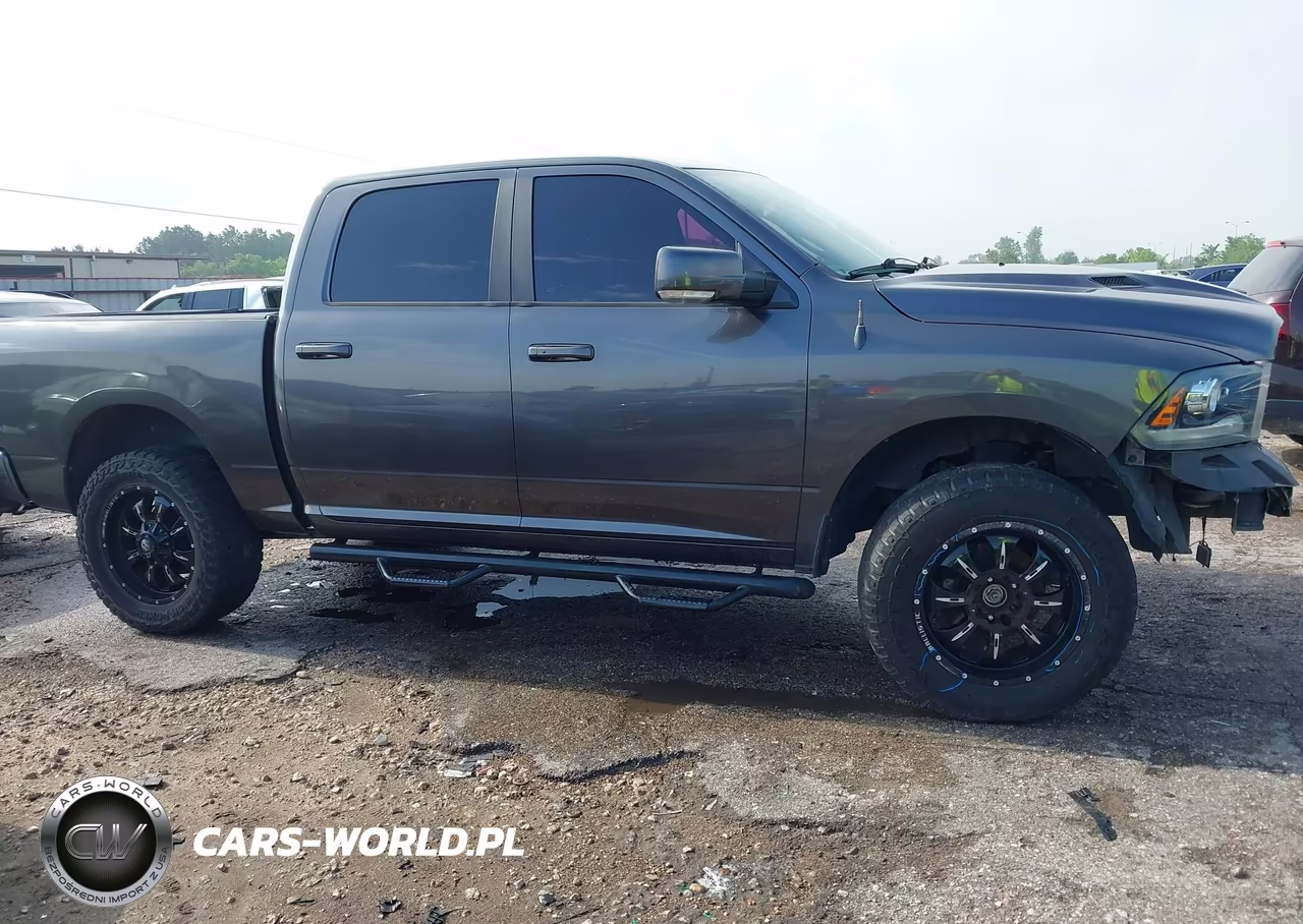 2017 Ram 1500 Night 4X4 5'7 Box VIN:1C6RR7MT5HS619856 - 13
