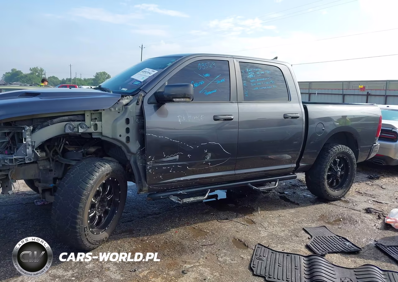 2017 Ram 1500 Night 4X4 5'7 Box VIN:1C6RR7MT5HS619856 - 14