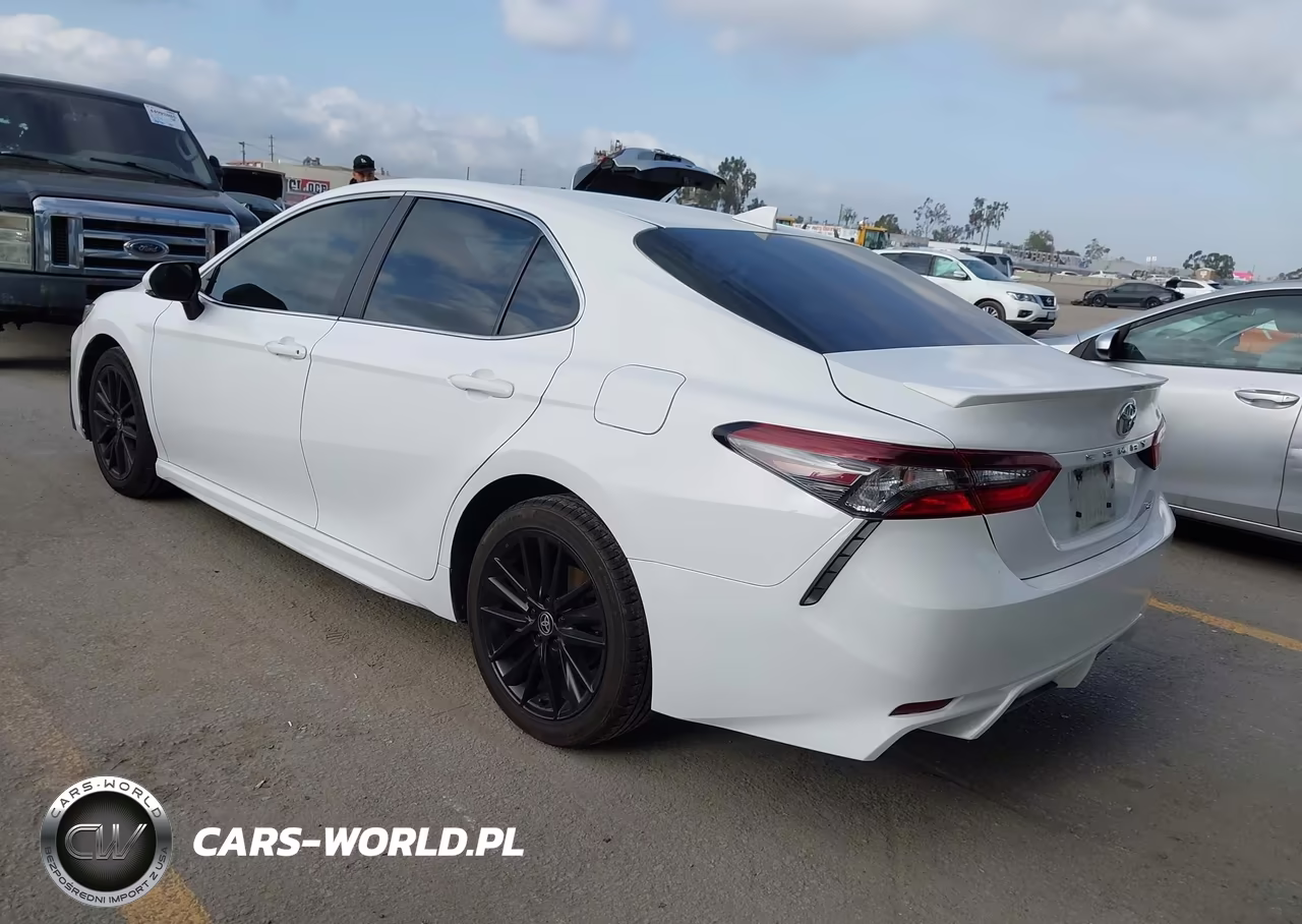 2022 Toyota Camry Se VIN:4T1G11AKXNU624255 - 3