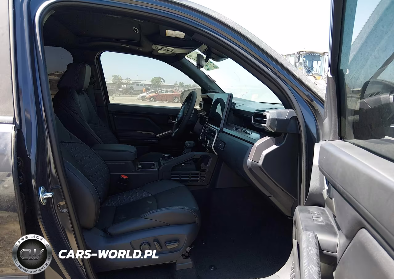 2026 Toyota Tacoma Trd Sport VIN:3TMLB5JN6TM242470 - 5