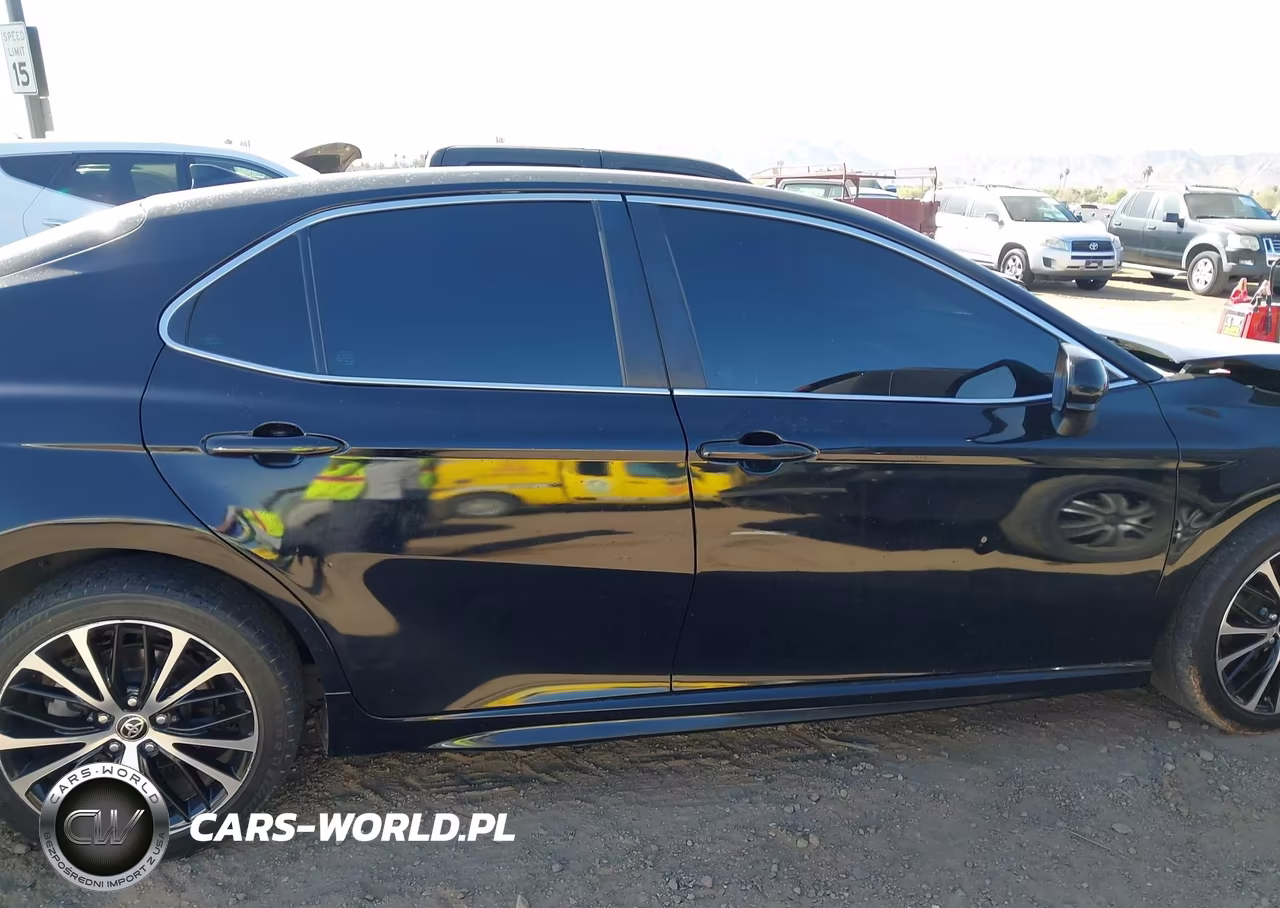 2020 Toyota Camry Se VIN:4T1G11AK6LU395652 - 13