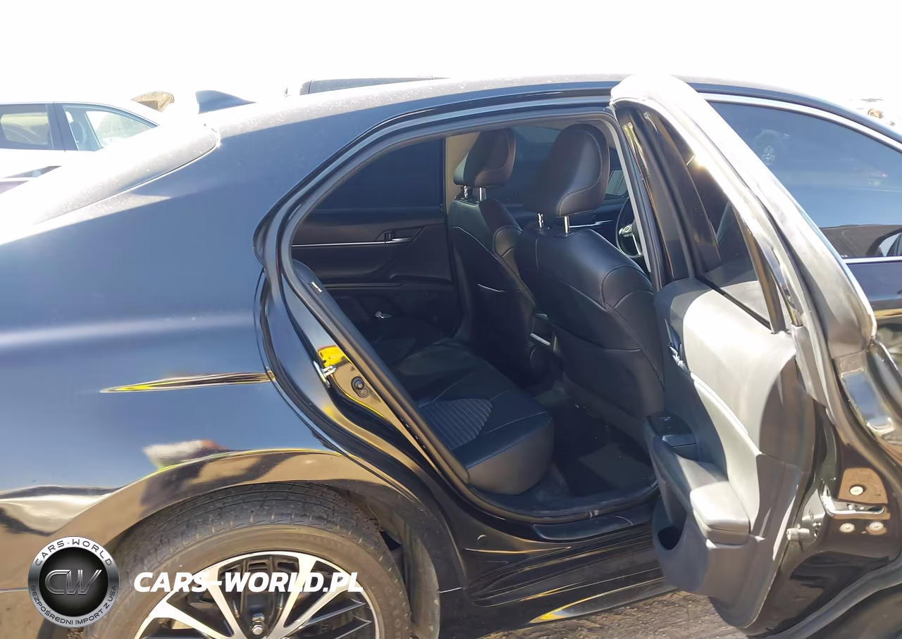 2020 Toyota Camry Se VIN:4T1G11AK6LU395652 - 8