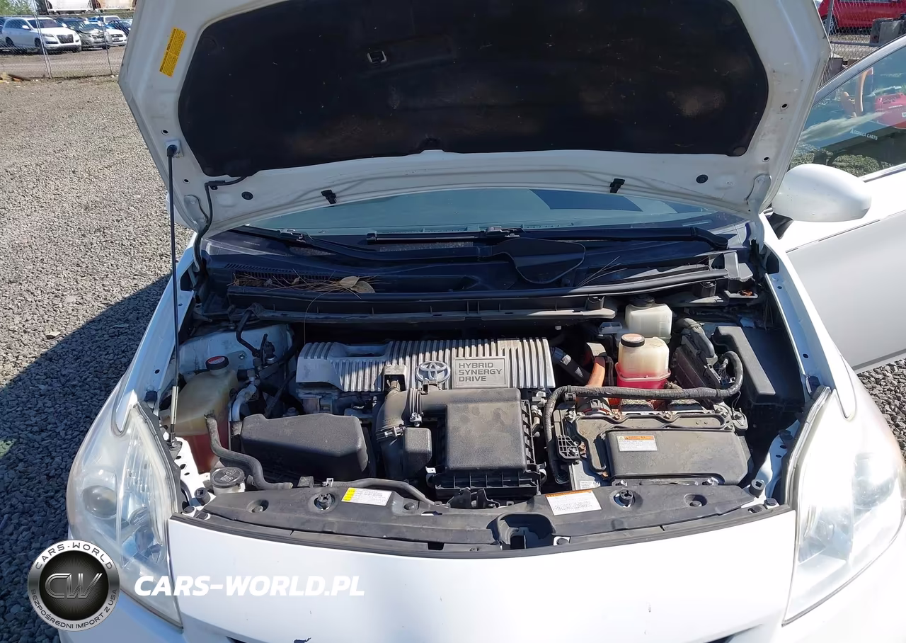 2015 Toyota Prius Two VIN:JTDKN3DU0F0458705 - 10