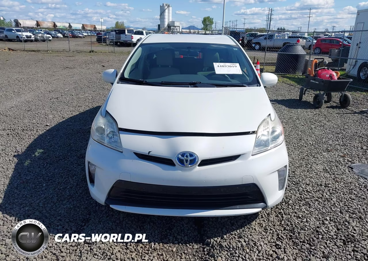 2015 Toyota Prius Two VIN:JTDKN3DU0F0458705 - 12