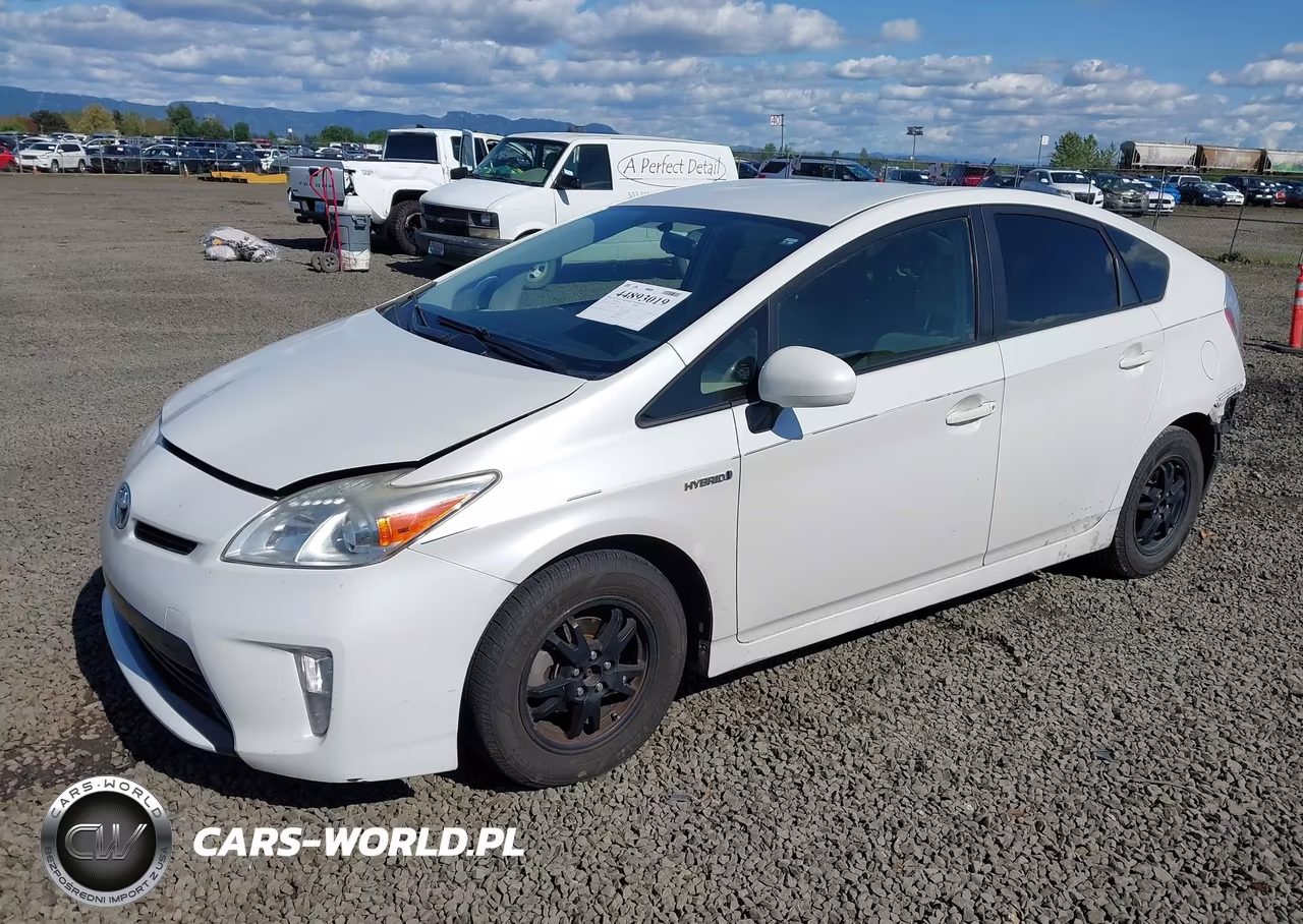 2015 Toyota Prius Two VIN:JTDKN3DU0F0458705 - 2