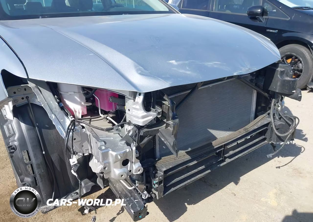 2025 Toyota Camry Le VIN:4T1DAACKXSU525978 - 6