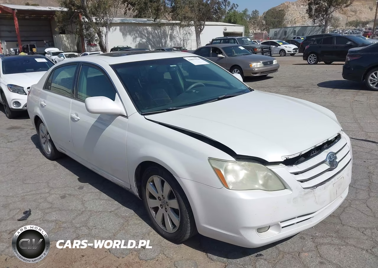 2005 Toyota Avalon Xls