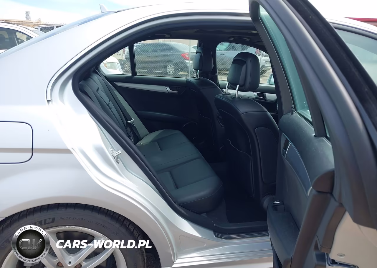 2012 Mercedes-Benz C 250 Sport VIN:WDDGF4HB0CA606154 - 8