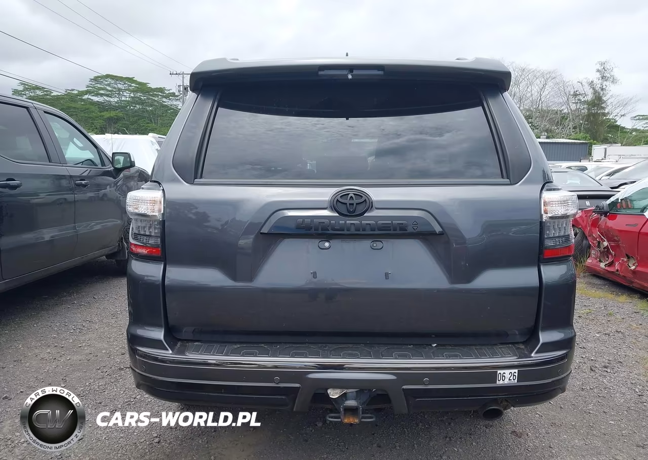2021 Toyota 4Runner Nightshade Special Edition VIN:JTEJU5JR5M5874660 - 16