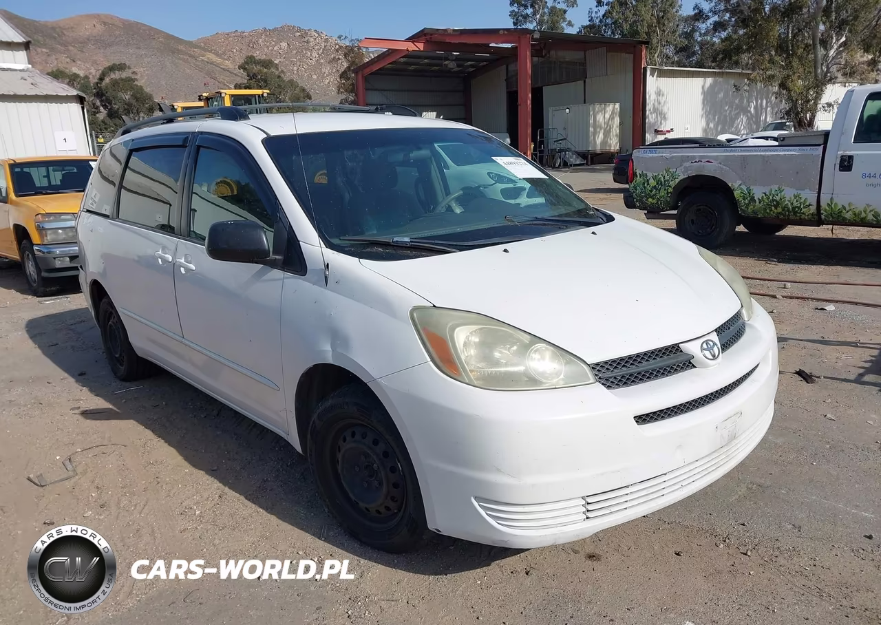 2004 Toyota Sienna Le