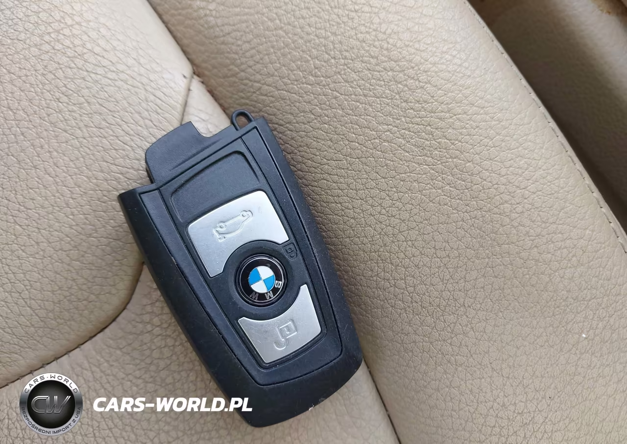 2013 BMW 328I xDrive VIN:WBA3B3C58DJ698273 - 11