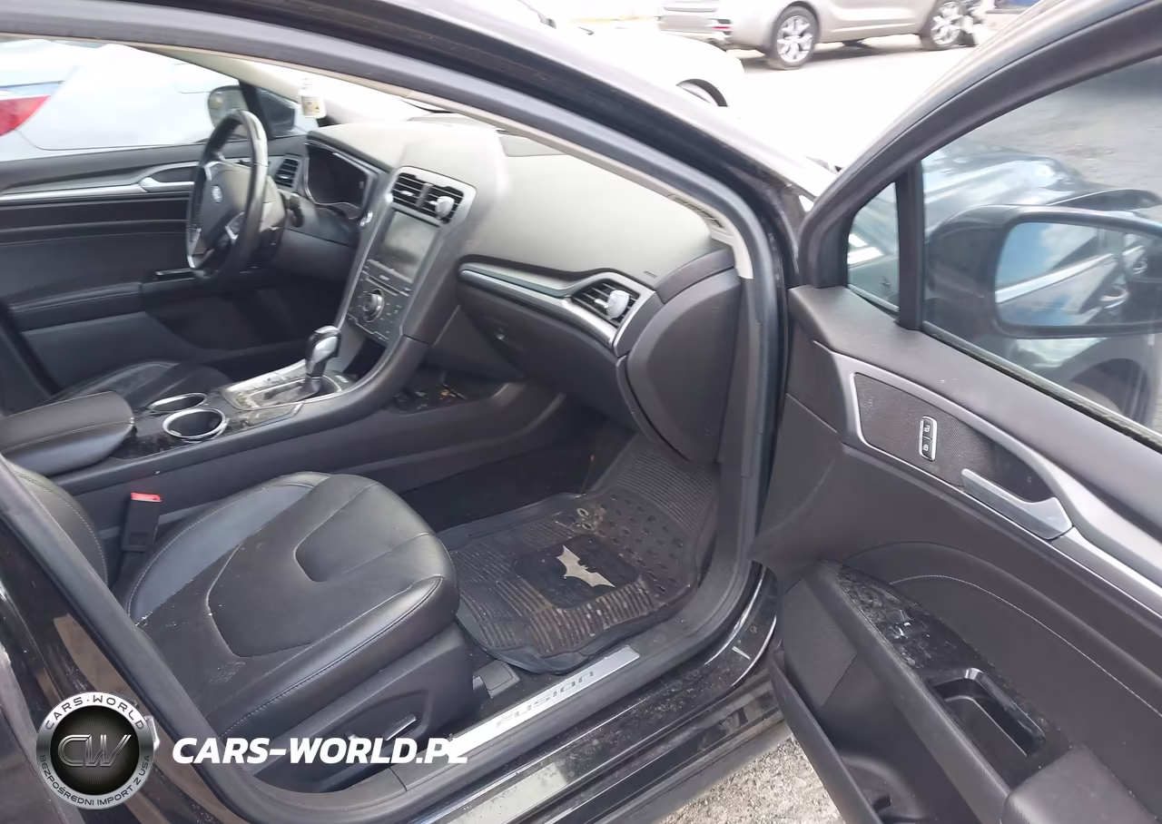 2013 Ford Fusion Titanium VIN:3FA6P0K96DR128885 - 5