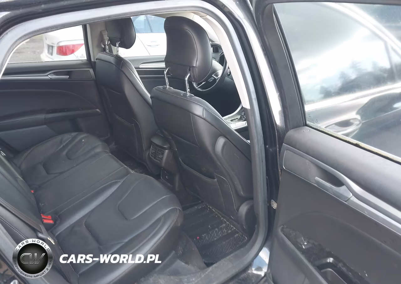 2013 Ford Fusion Titanium VIN:3FA6P0K96DR128885 - 8