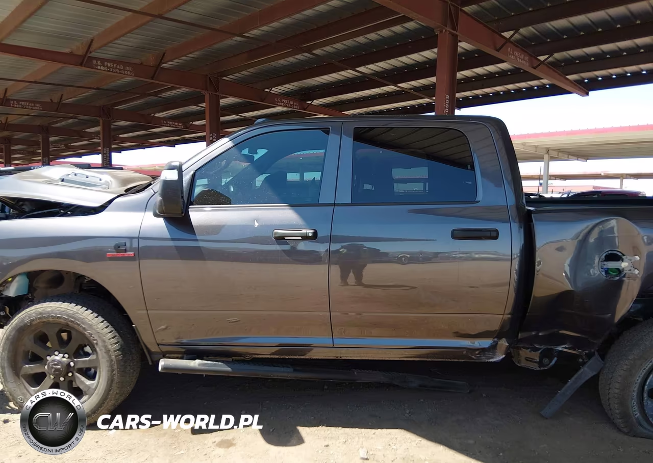 2026 Ram 2500 Black Express 4X4 6'4 Box VIN:3C63R5CL7TG255631 - 14