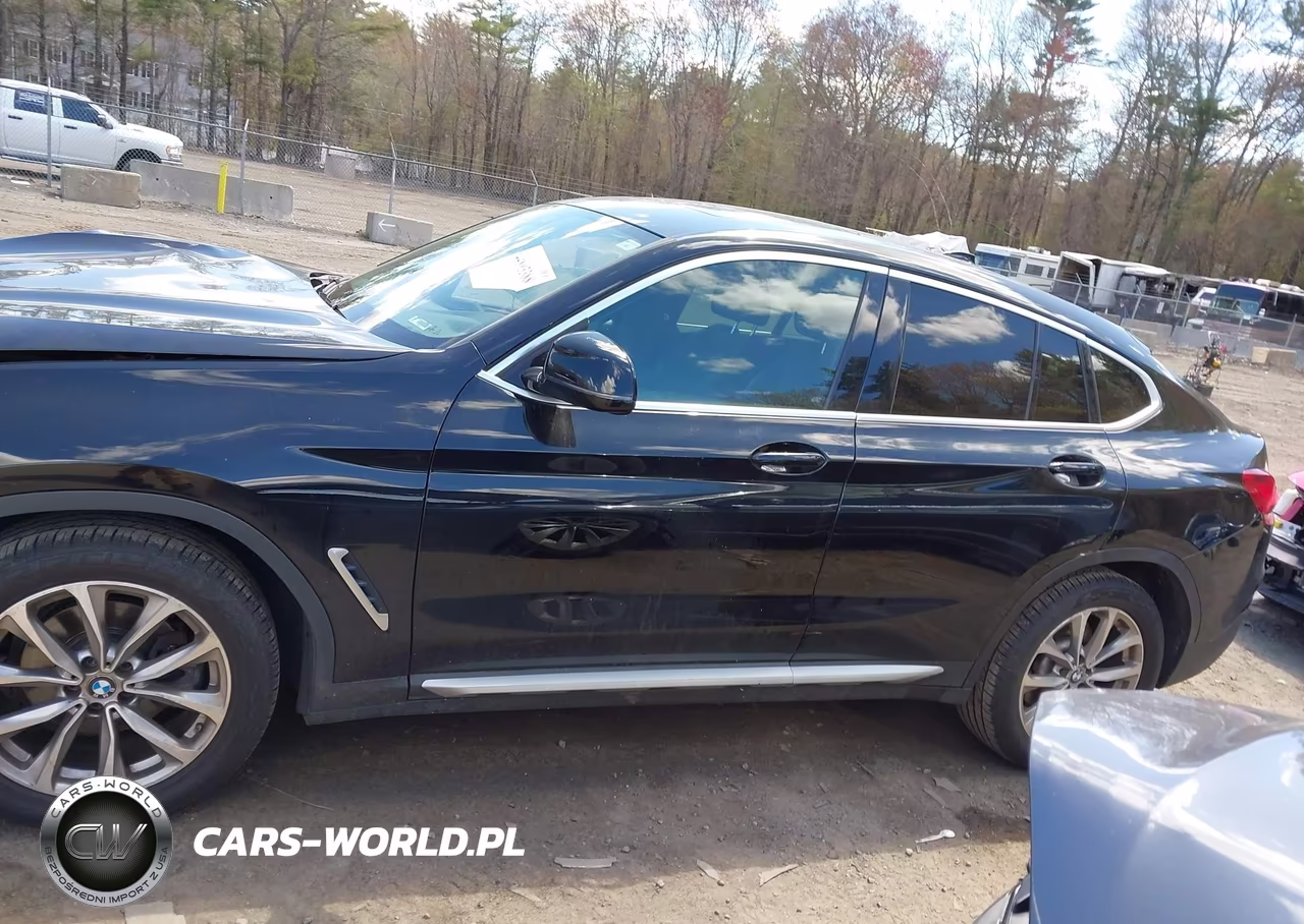 2019 BMW X4 xDrive30I VIN:5UXUJ3C5XKLG53994 - 14