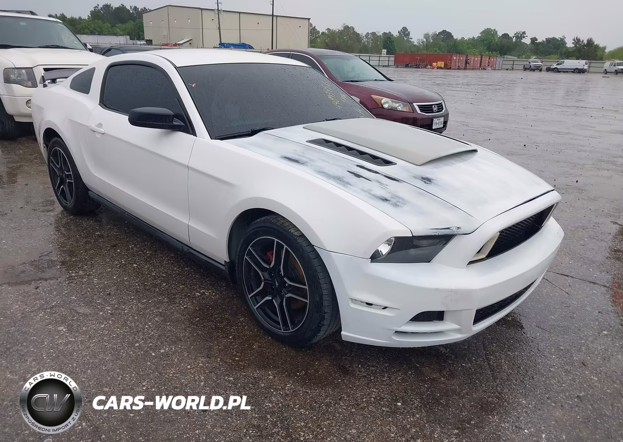 2012 Ford Mustang V6