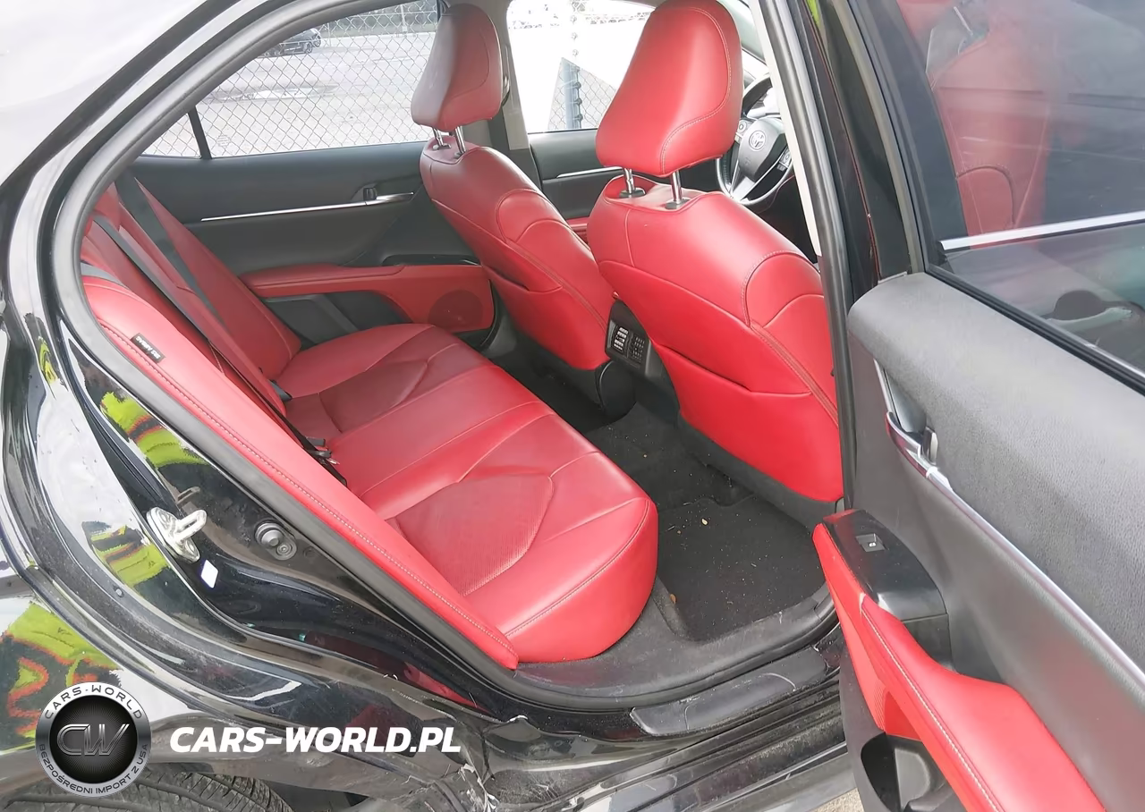 2020 Toyota Camry Xse VIN:4T1K61AK0LU906106 - 8