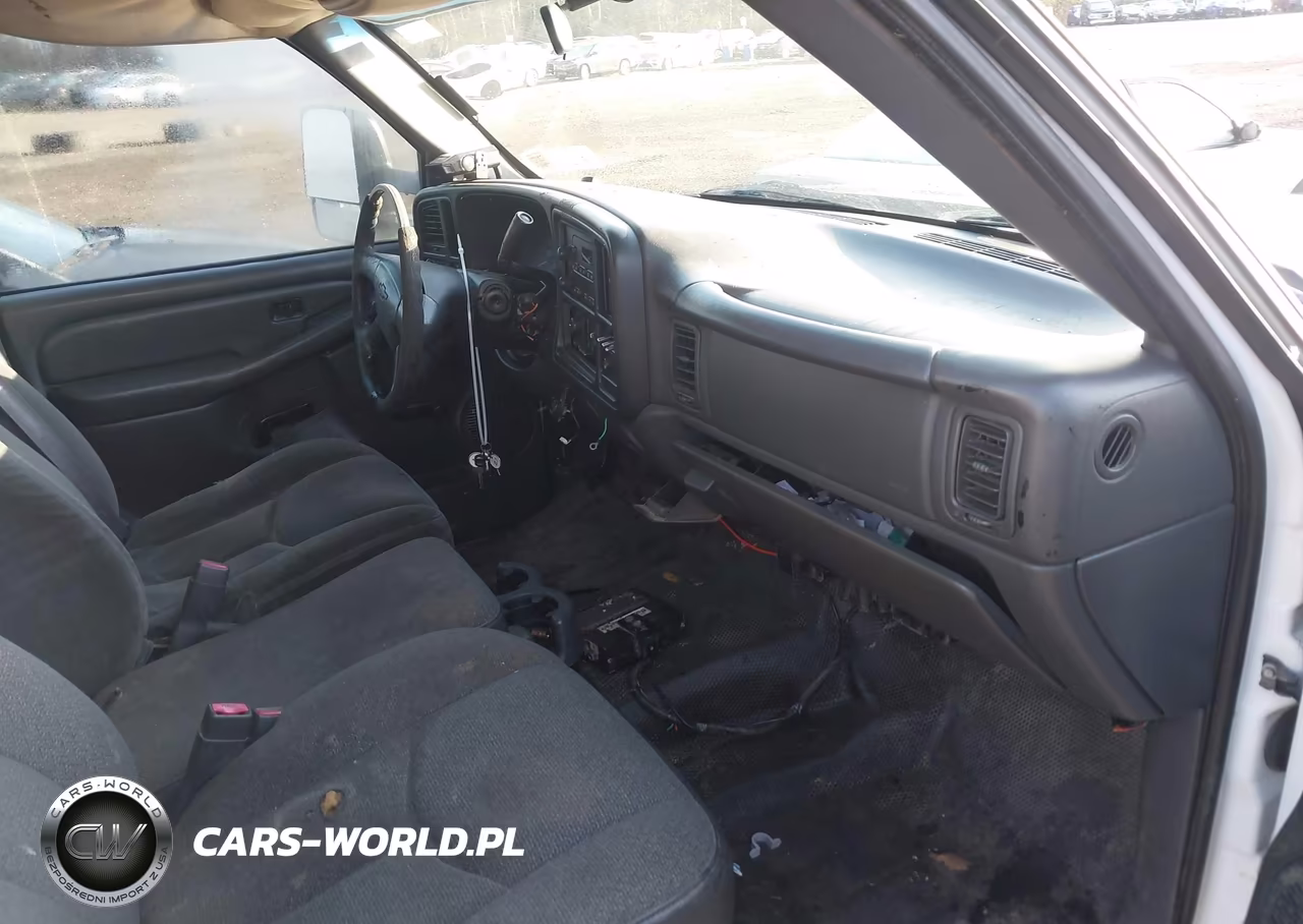 2003 Chevrolet Silverado 2500Hd VIN:1GBHC29U53E324617 - 5