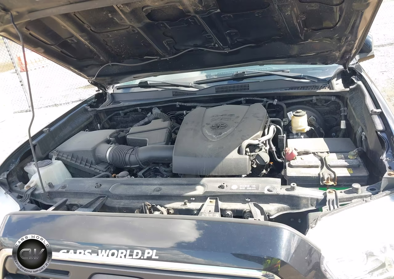 2018 Toyota Tacoma Sr5 V6 VIN:3TMCZ5AN8JM161477 - 10
