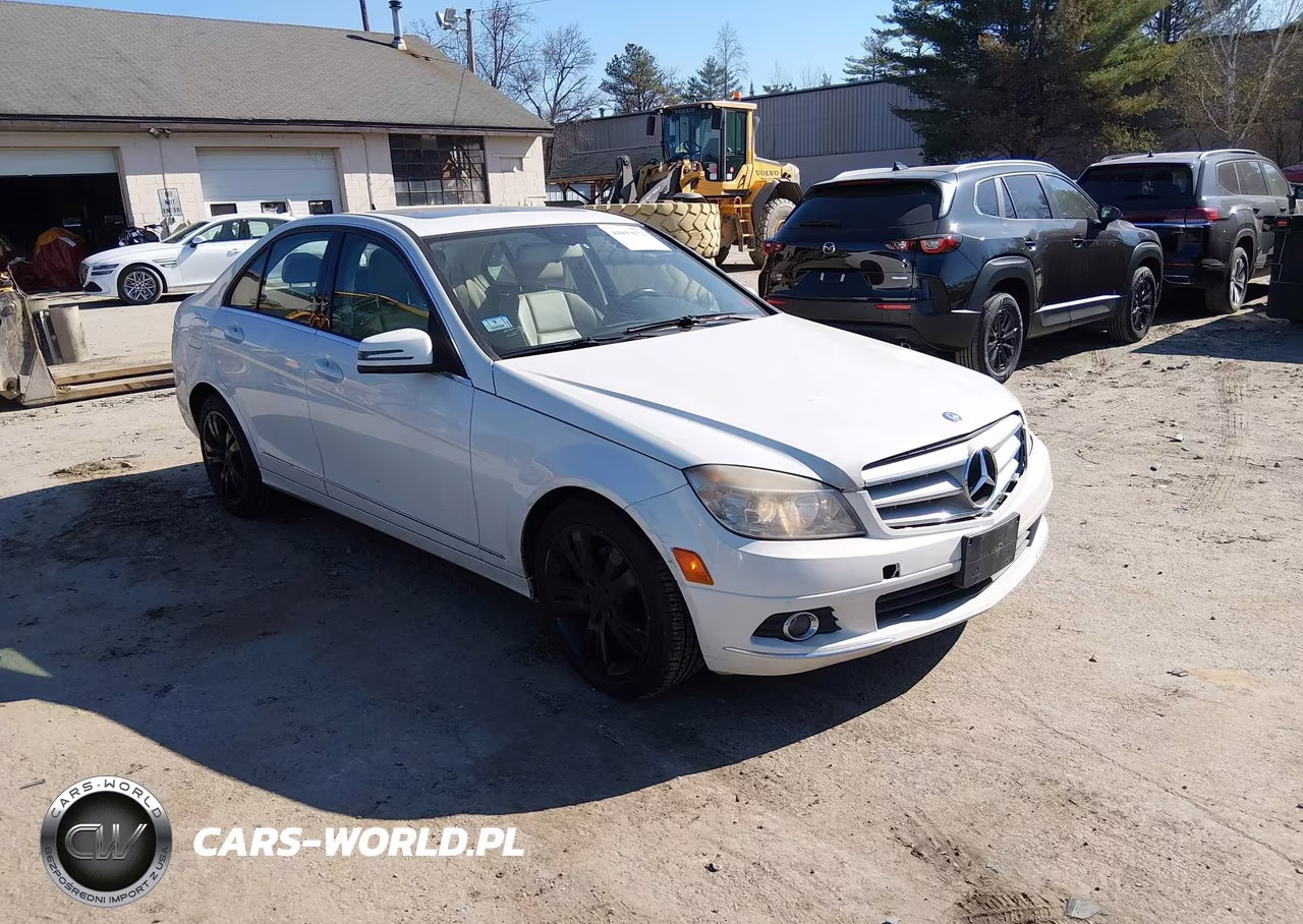 2011 Mercedes-Benz C 300 Luxury 4Matic