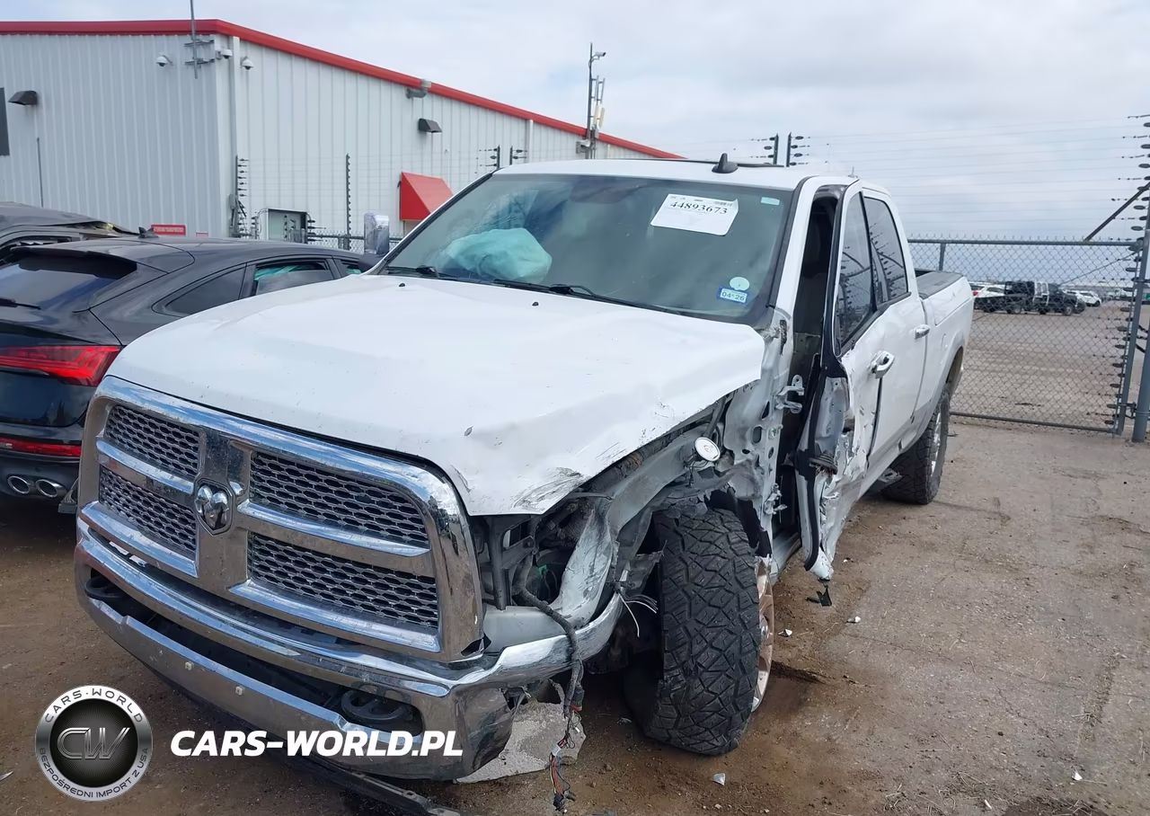 2015 Ram 2500 Laramie VIN:3C6UR5FL6FG603343 - 6