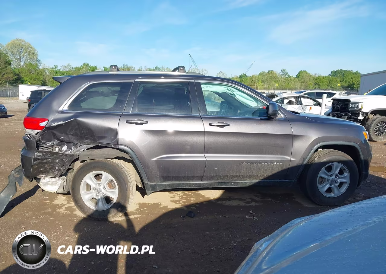 2016 Jeep Grand Cherokee Laredo VIN:1C4RJFAGXGC490233 - 13