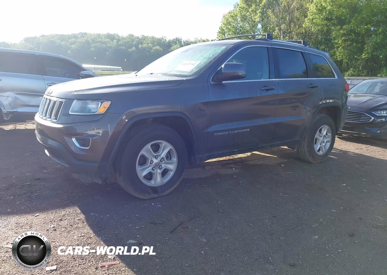 2016 Jeep Grand Cherokee Laredo VIN:1C4RJFAGXGC490233 - 2