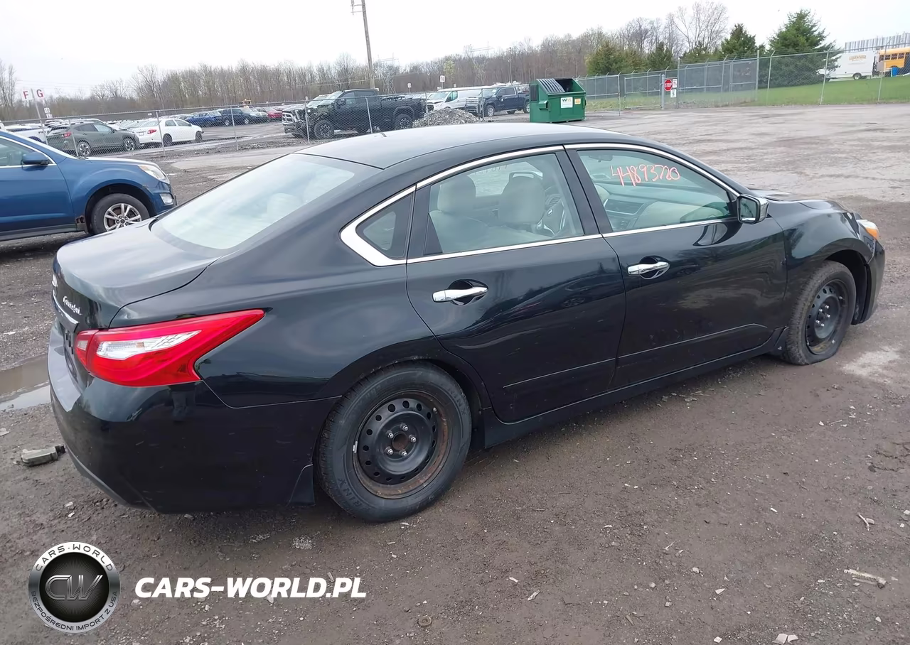 2016 Nissan Altima 2.5 S VIN:1N4AL3AP7GN332674 - 4